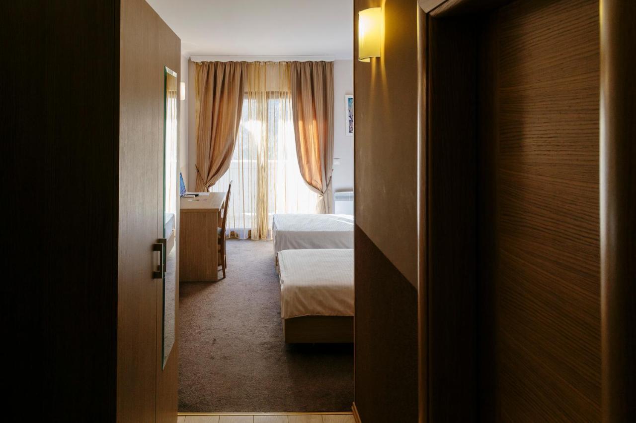 Spa&Hotel Studenac Τρέμπινιε Εξωτερικό φωτογραφία